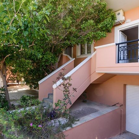 Poseidon Studios & Apartments Palaiochora Exterior photo